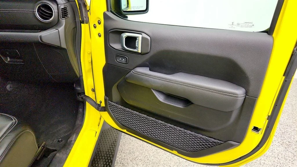 Used 2023 High Velocity Clearcoat Jeep Sahara 4x4 w/ Black Hard Top & Cold Weather Group image 26