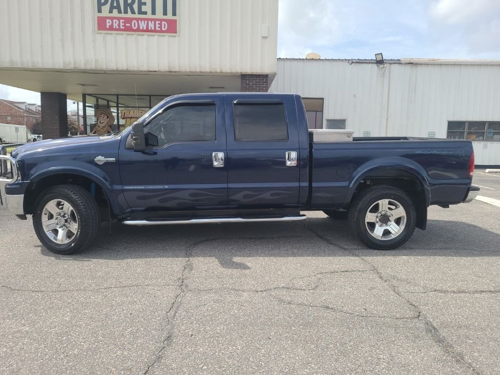 Used 2005 Blue Ford Harley-Davidson image 2
