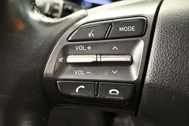 Used 2021 Red Hyundai Limited image 18