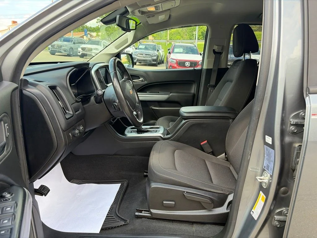 Used 2021 Gray Chevrolet LT image 12