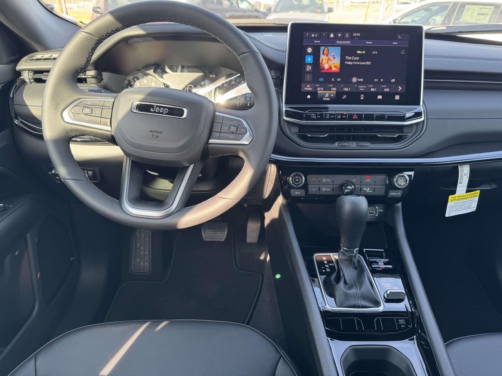 New 2026 Hydro Blue Pearlcoat Jeep Latitude Altitude image 2