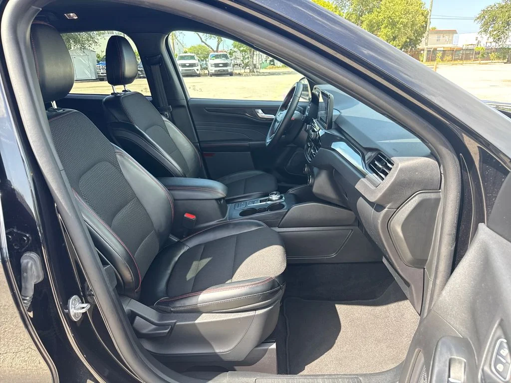 Certified Used 2025 Black Ford ST-Line image 25