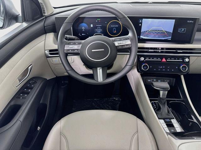 New 2026 Silver Hyundai SEL Premium FWD image 39