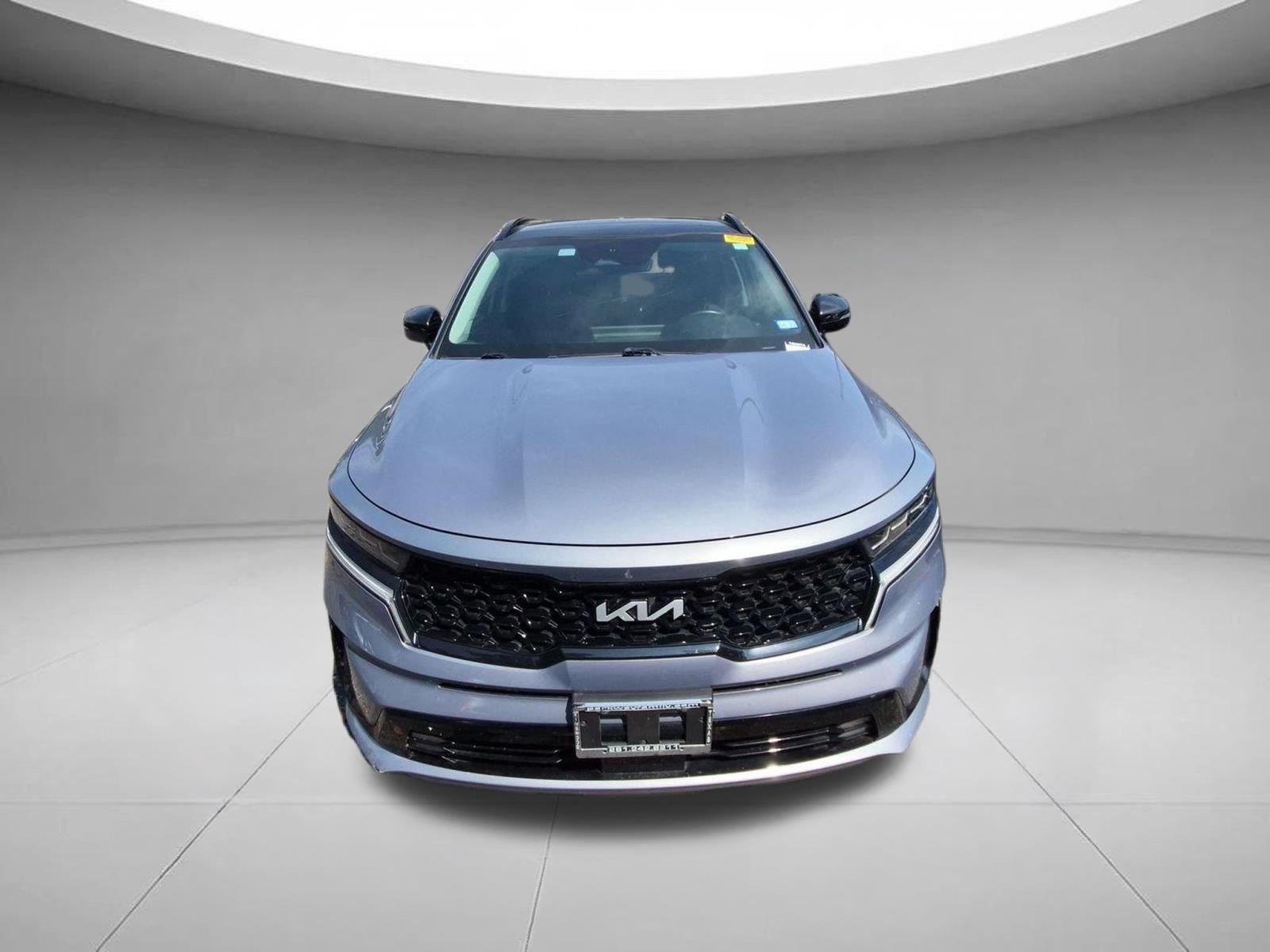 Used 2023 GRAVITY GRAY KIA  image 2