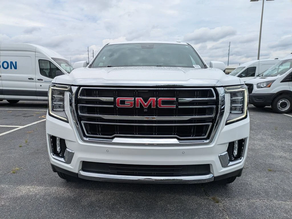 Certified Used 2024 Summit White GMC SLT image 9