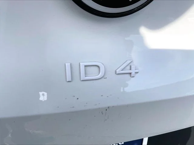 Certified Used 2023 White Volkswagen Pro S image 18