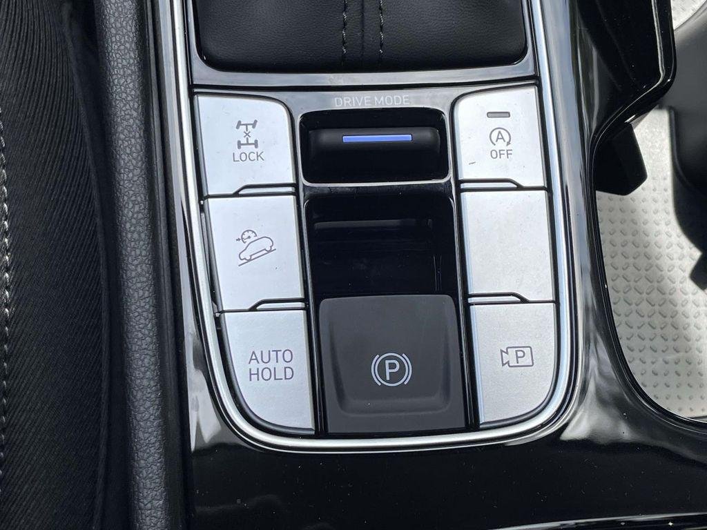 New 2026 Green Hyundai SEL AWD image 30