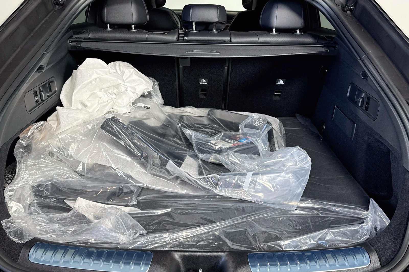New 2027 Black Mercedes-Benz GLC 300 image 24