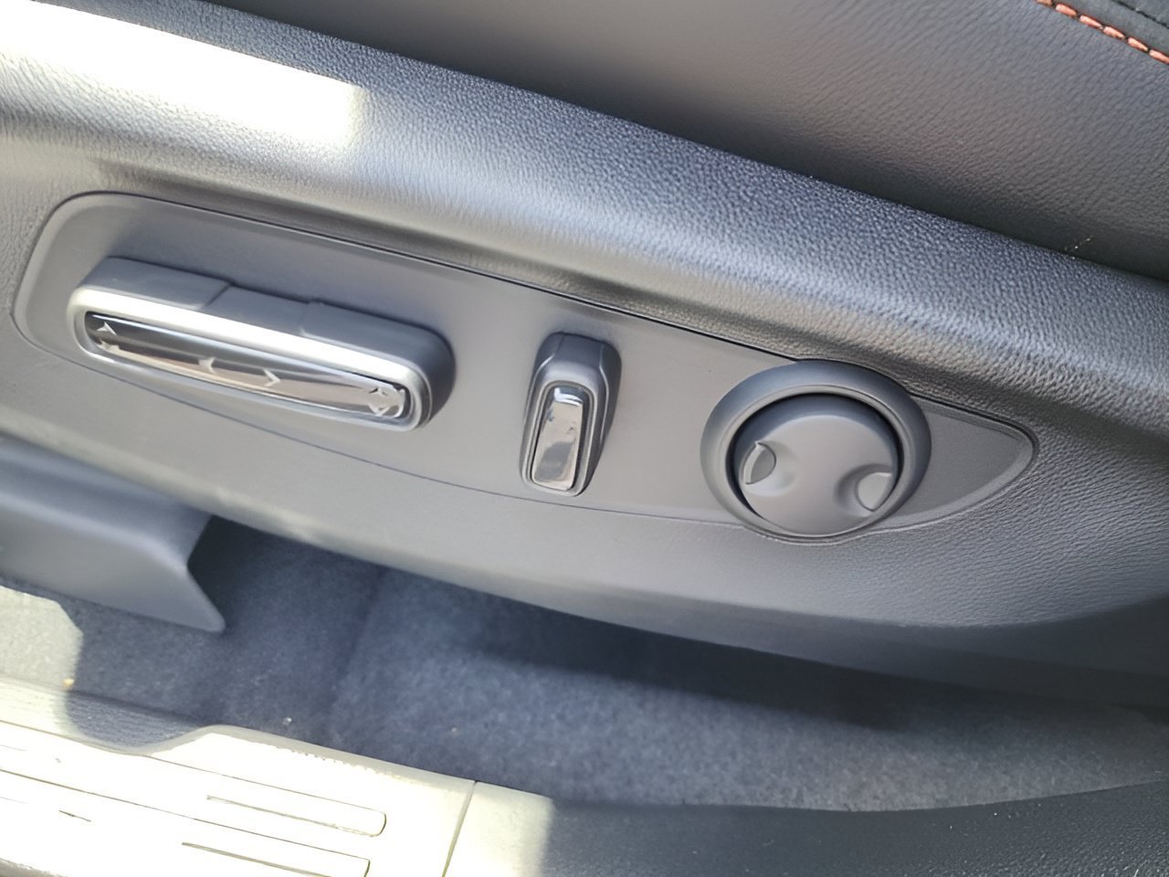 New 2026 Meteorite Gray Metallic Honda Sport Touring image 23