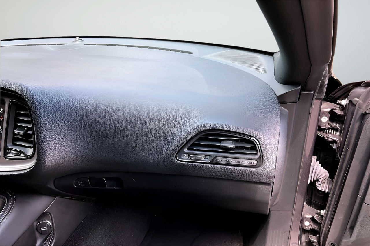 Used 2023 Gray Dodge SXT image 18