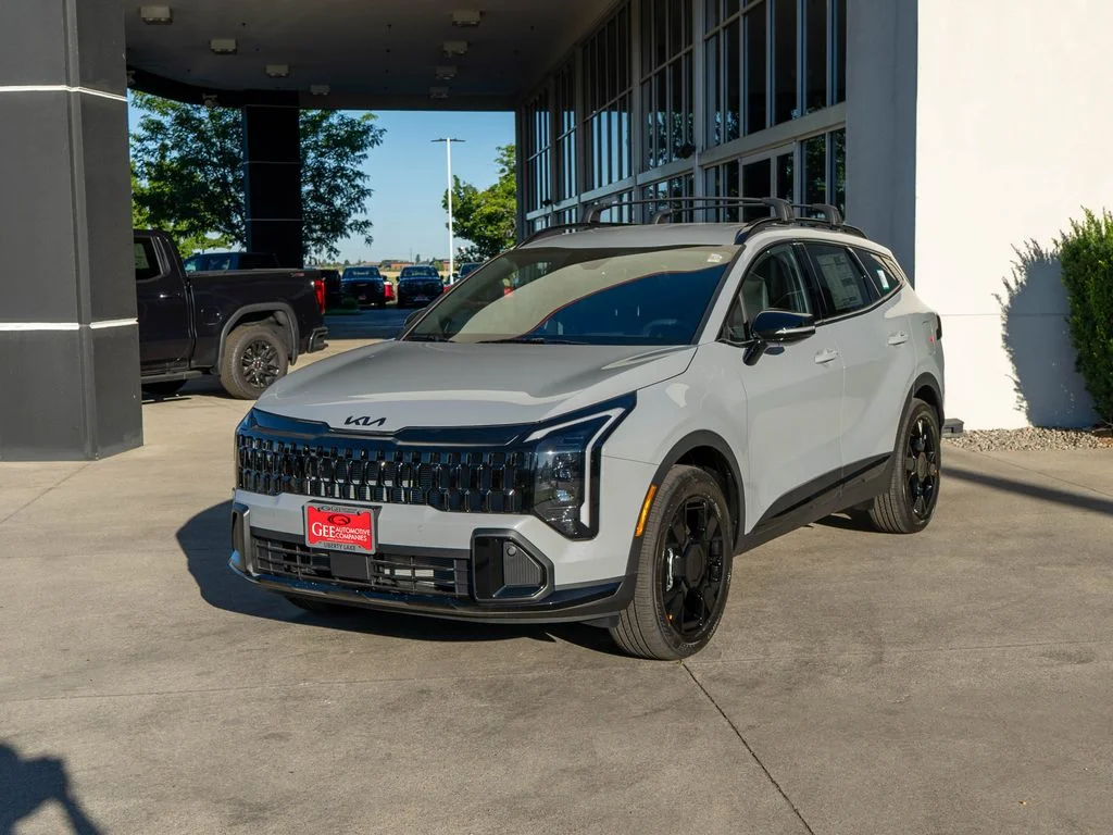 New 2026 Wolf Gray Kia X-Line image 3