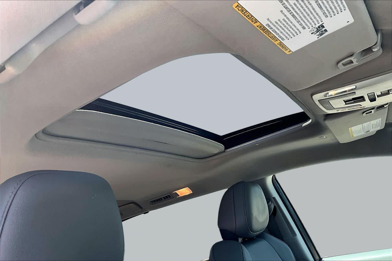 Used 2024 Wind Chill Pearl Toyota XLE image 14