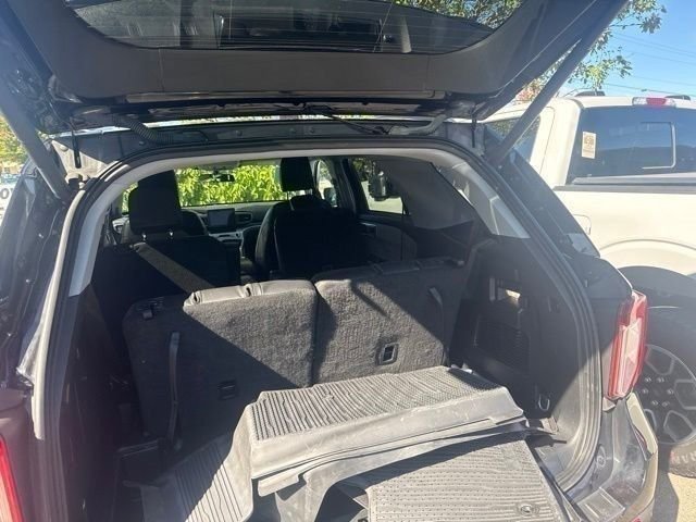 Used 2024 Black Metallic Ford XLT image 6