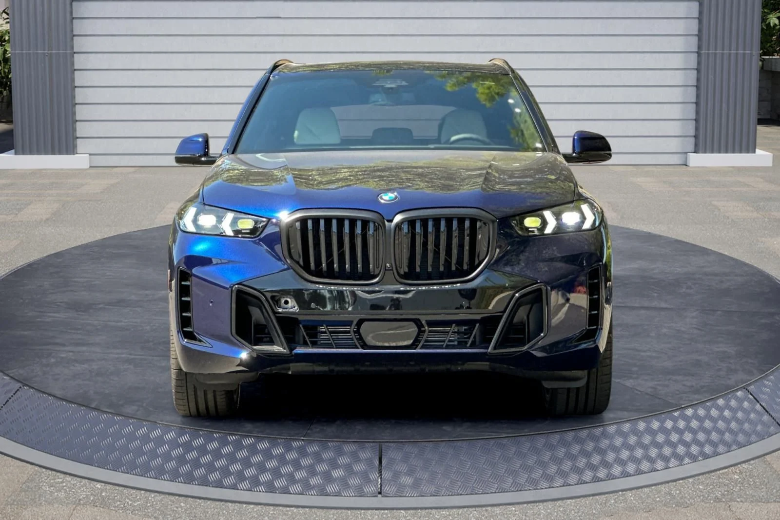 New 2026 Tanzanite Blue II Metallic BMW xDrive40i image 2