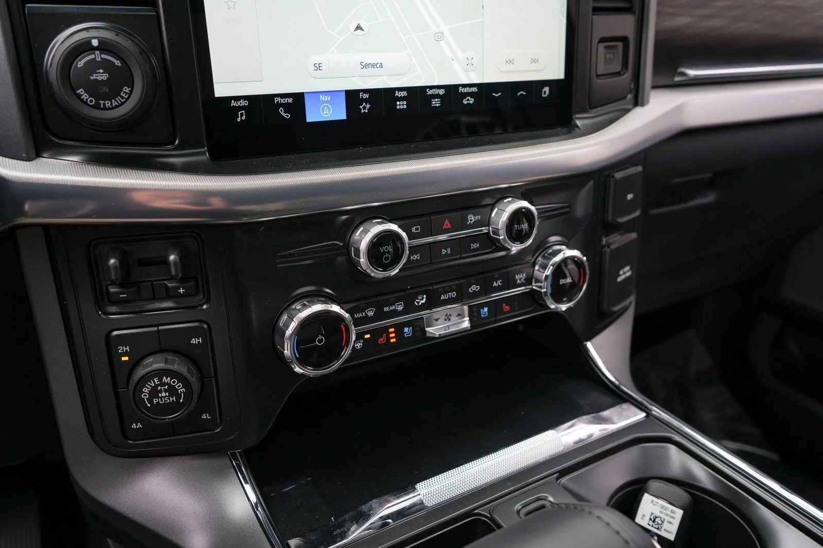 New 2026 Agate Black Metallic Ford Lariat® image 25