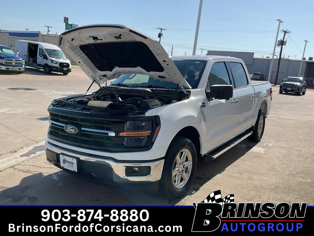 Used 2024 Oxford White Ford XLT image 13