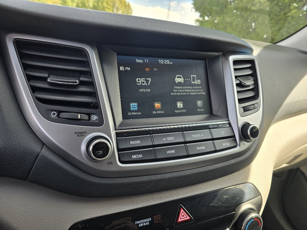 Used 2018 Black Noir Pearl Hyundai SEL image 24