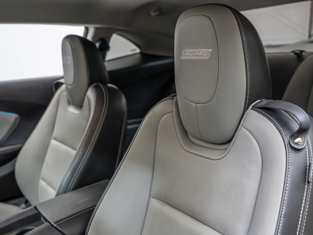 Used 2010 Red Jewel Tintcoat Chevrolet SS image 23