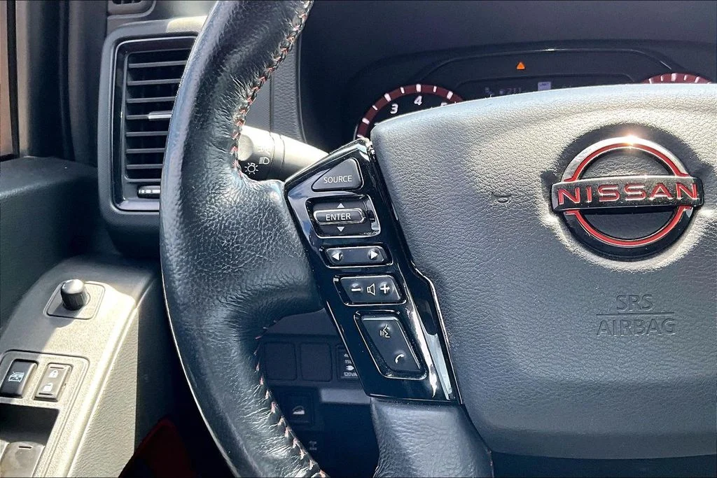 Used 2022 Red Nissan PRO-4X image 17