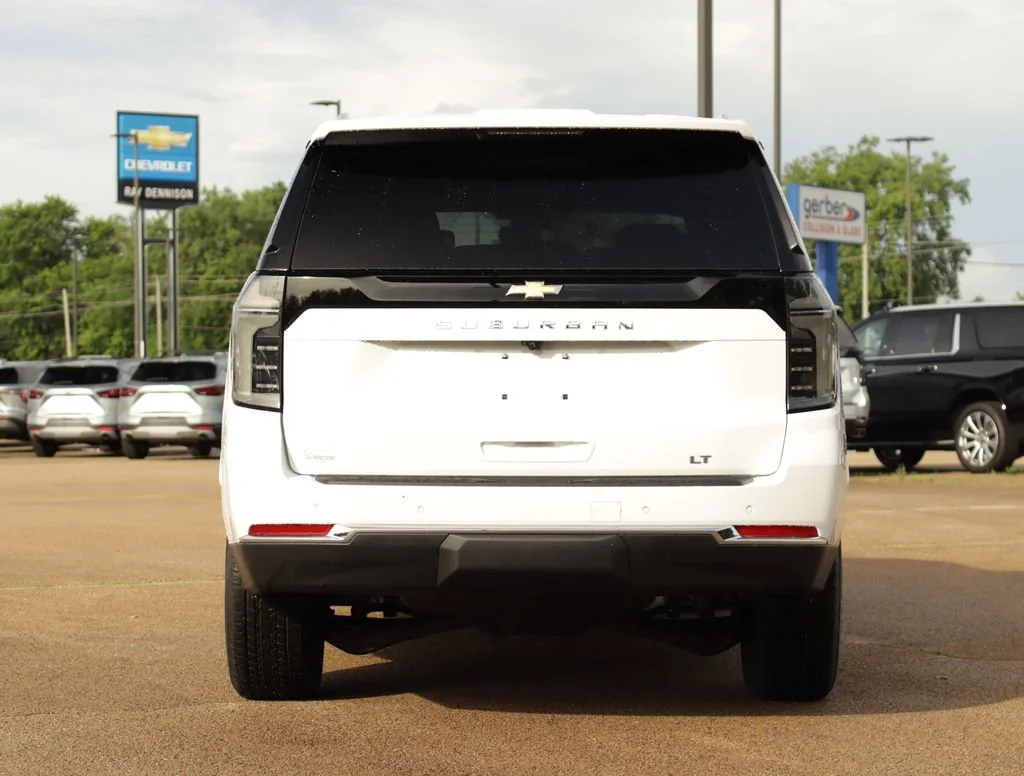 2026 Chevrolet Suburban LT - Photo 6