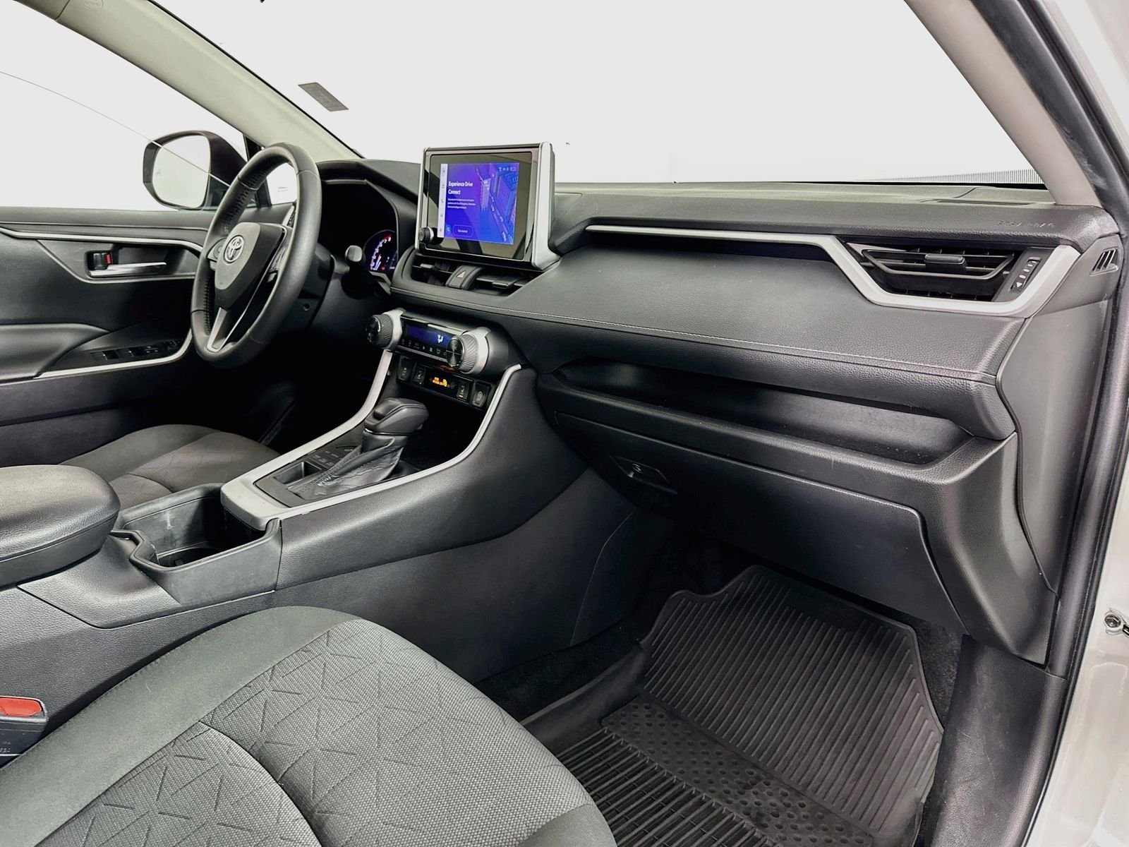 Used 2023 Ice Toyota XLE image 30