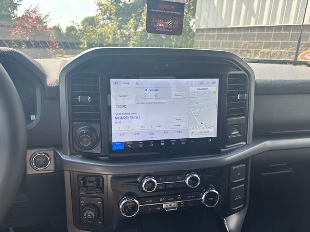 New 2026 Oxford White Ford XLT image 25