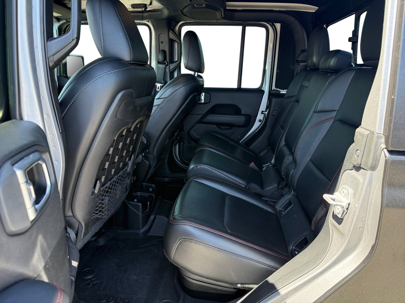 Used 2020 Billet Silver Metallic Jeep Rubicon image 16