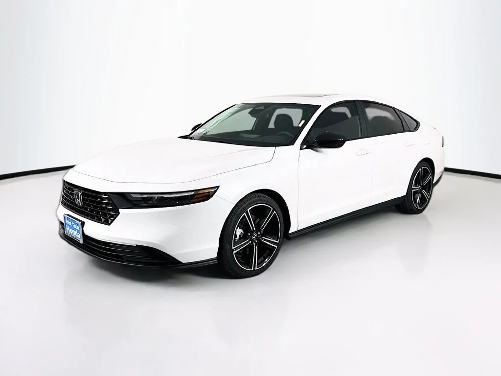 New 2026 Platinum White Pearl Honda Sport image 3