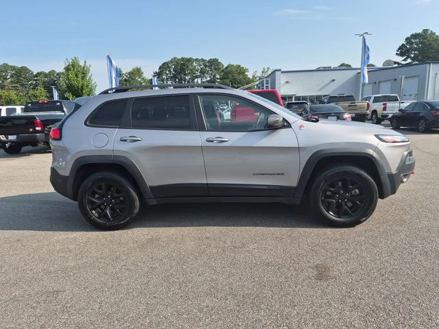 Used 2018 Jeep Cherokee Trailhawk with VIN 1C4PJMBX3JD577919 for sale in Winterville, NC