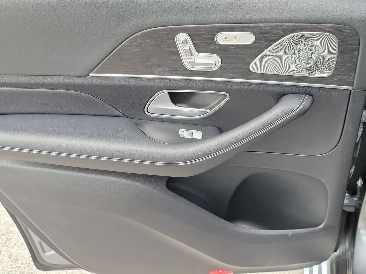 Certified Used 2021  Mercedes-Benz GLS 450 image 12