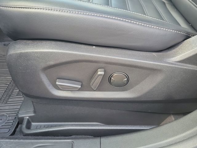 Used 2023 Burgundy Ford SEL image 13