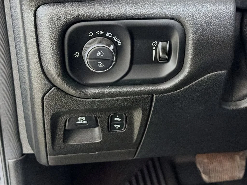 Used 2021  Ram Rebel image 11