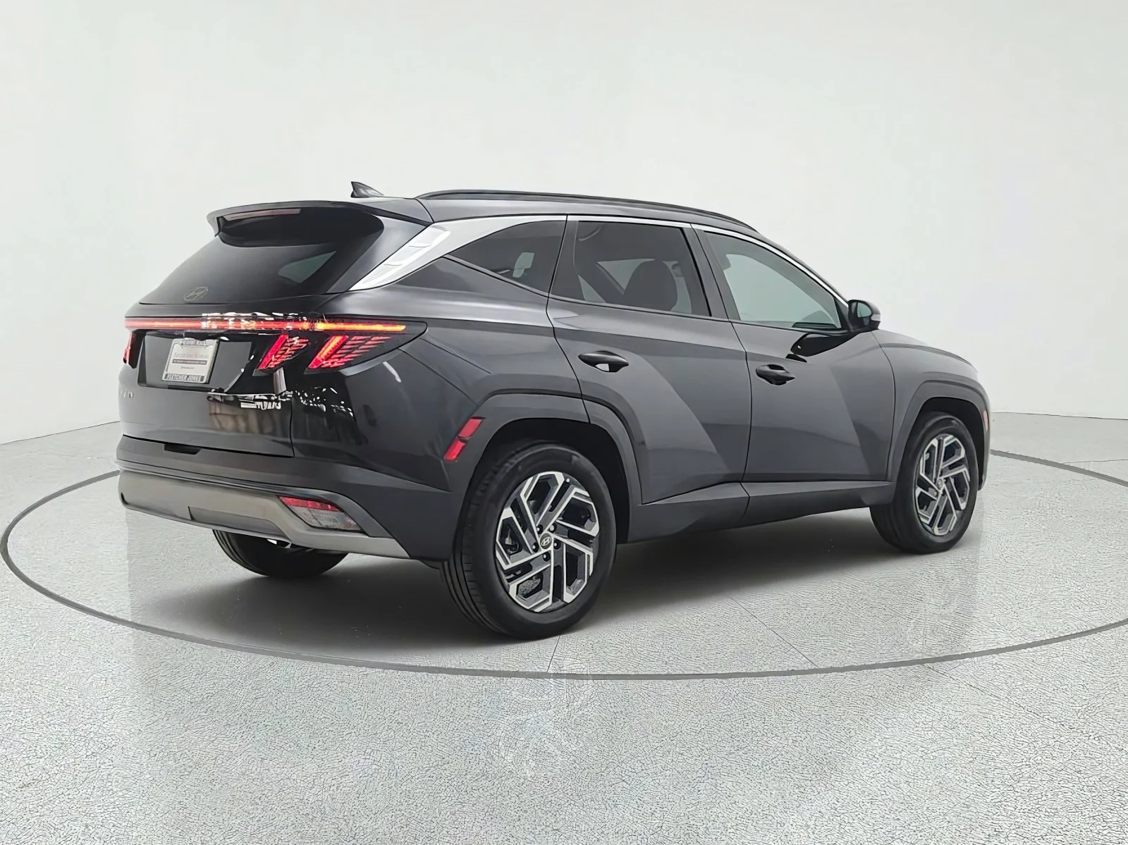 Used 2025 Ash Black Hyundai Limited AWD image 5