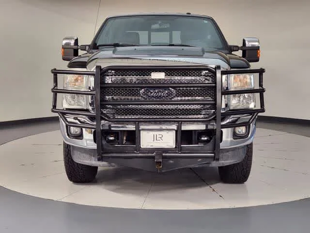 Used 2015 Tuxedo Black Metallic Ford Lariat image 9
