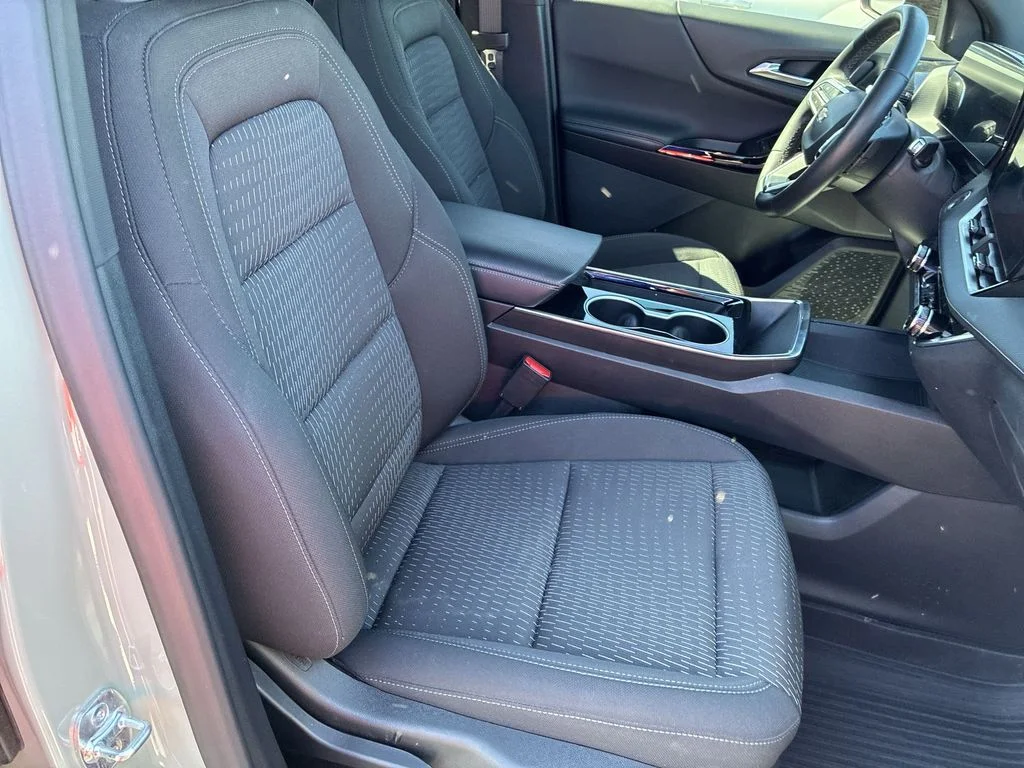 Used 2025 Green Chevrolet LT image 20