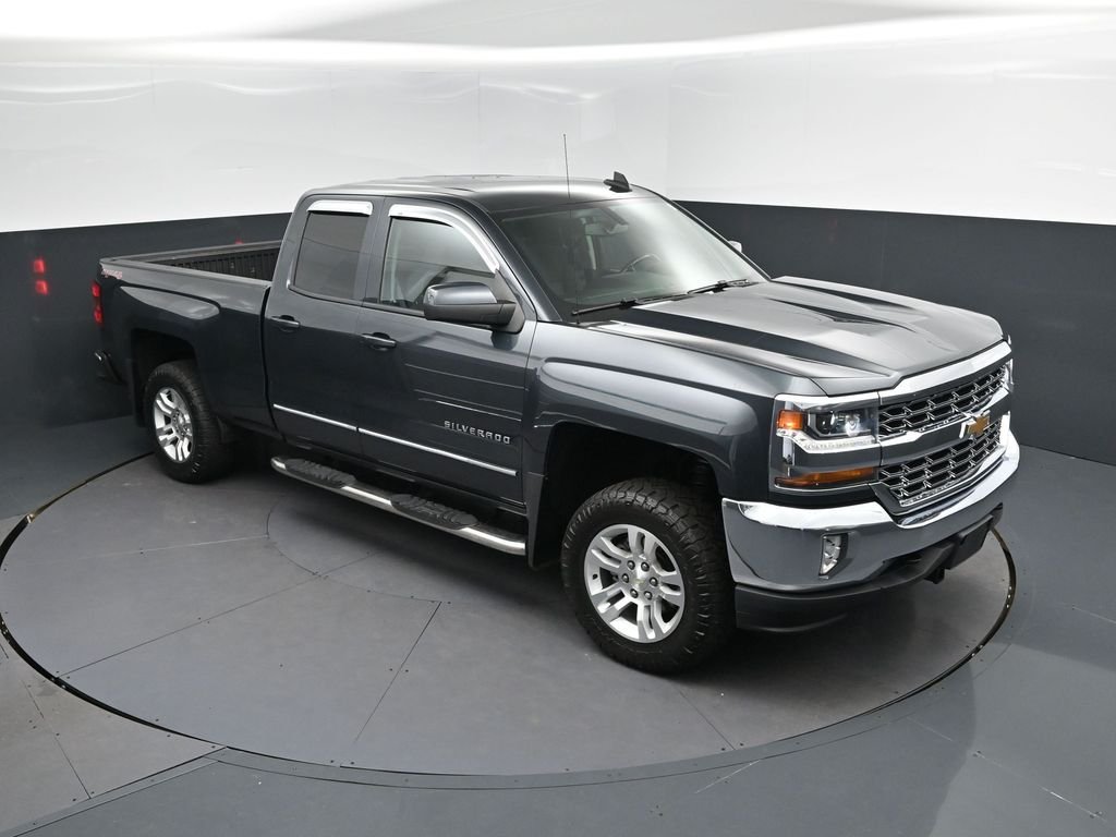 Used 2017 Gray Chevrolet LT image 1