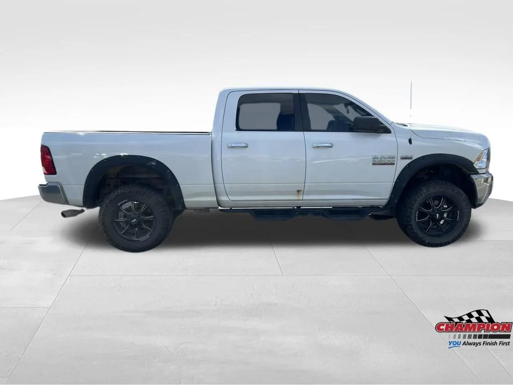 Used 2016 White Ram SLT image 7