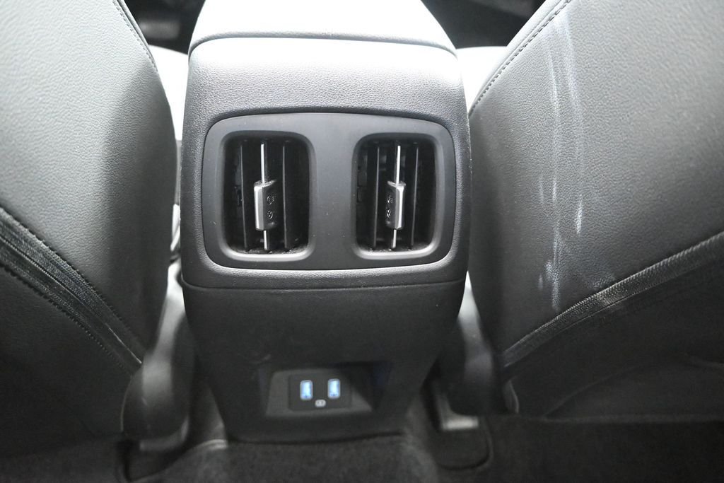 Used 2024 Black Hyundai SEL image 18
