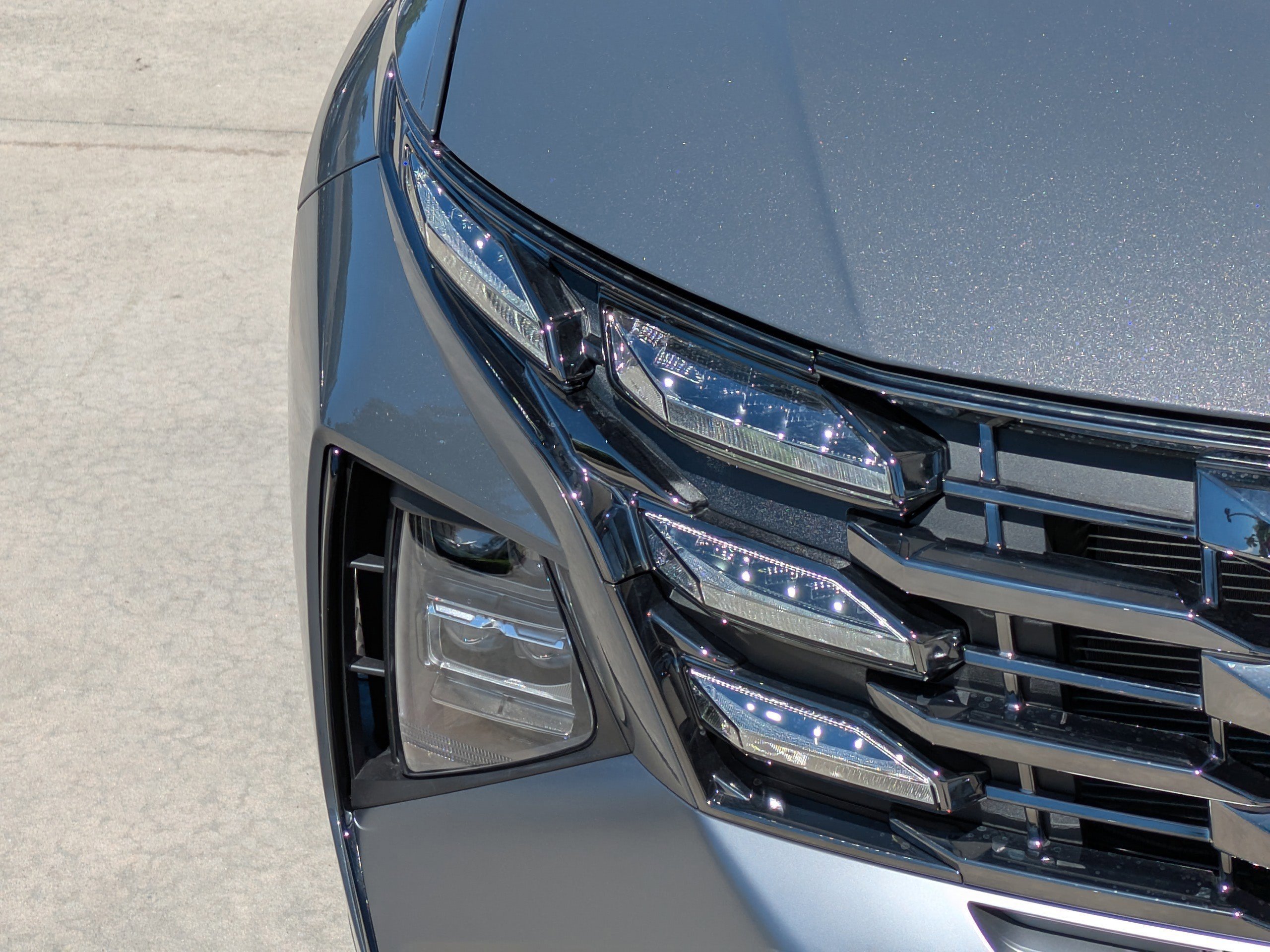 New 2026 Ecotronic Gray Hyundai Limited AWD image 7