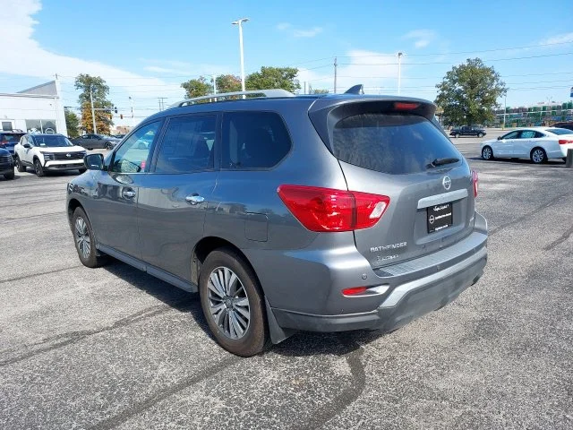 Used 2020 Gray Nissan S image 8