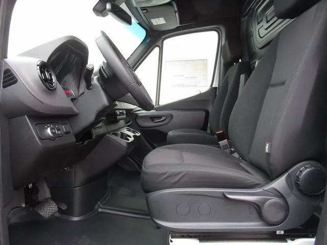 2025 Mercedes-Benz Sprinter Cargo Van Base - Photo 12