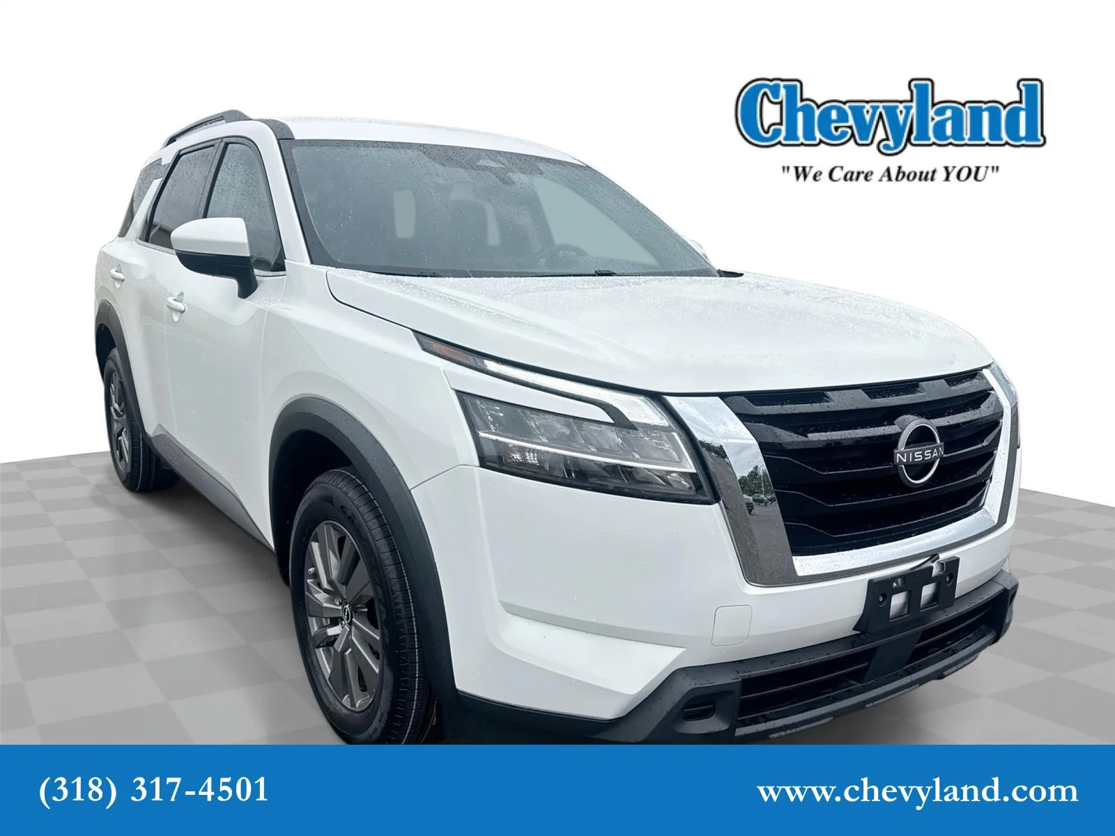 2022 Nissan Pathfinder SV 2WD's photo