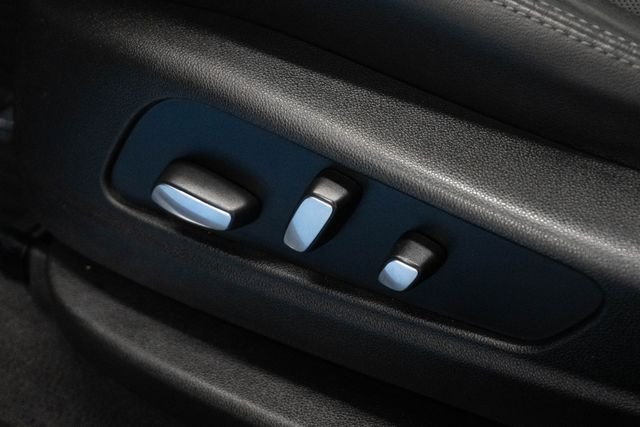 Used 2020 Black Cadillac Sport image 22