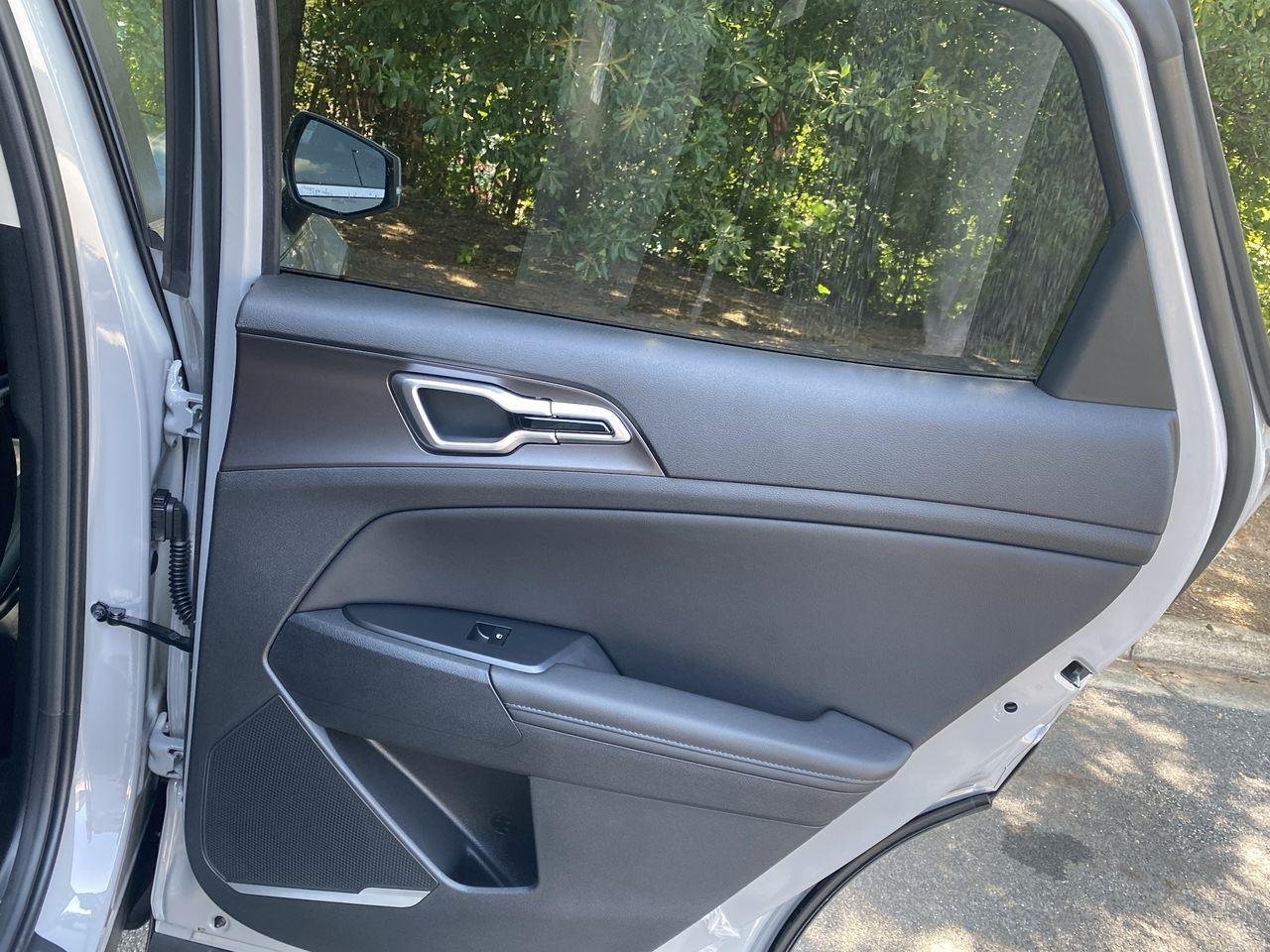 New 2026 Wolf Gray Kia EX image 26