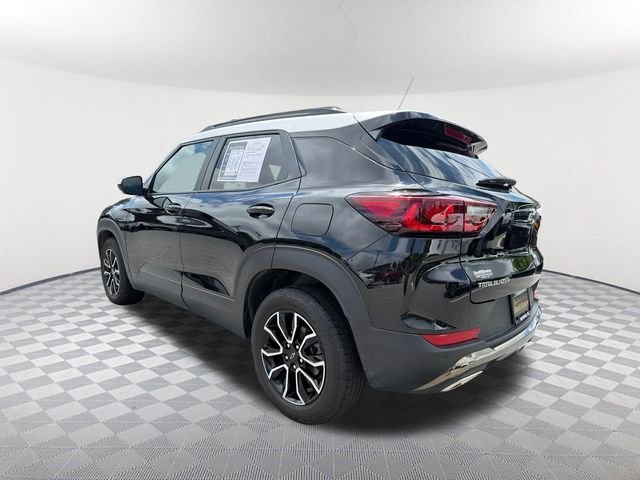 Used 2025 Black Chevrolet ACTIV image 7