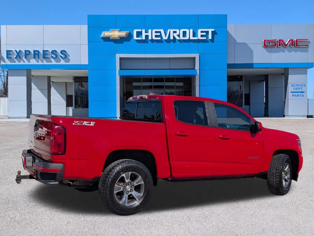 Used 2020 Red Chevrolet Z71 image 3