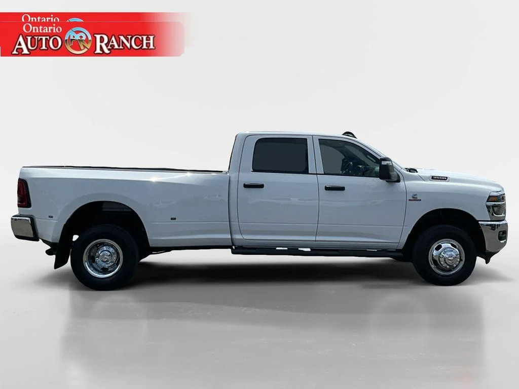 New 2026 Bright White Clear-Coat Exterior Paint RAM Tradesman image 6