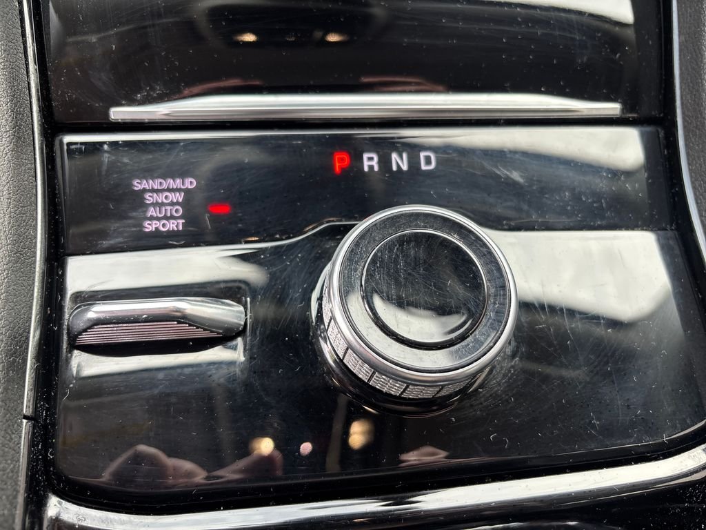 Used 2023 Red Jeep Limited image 27