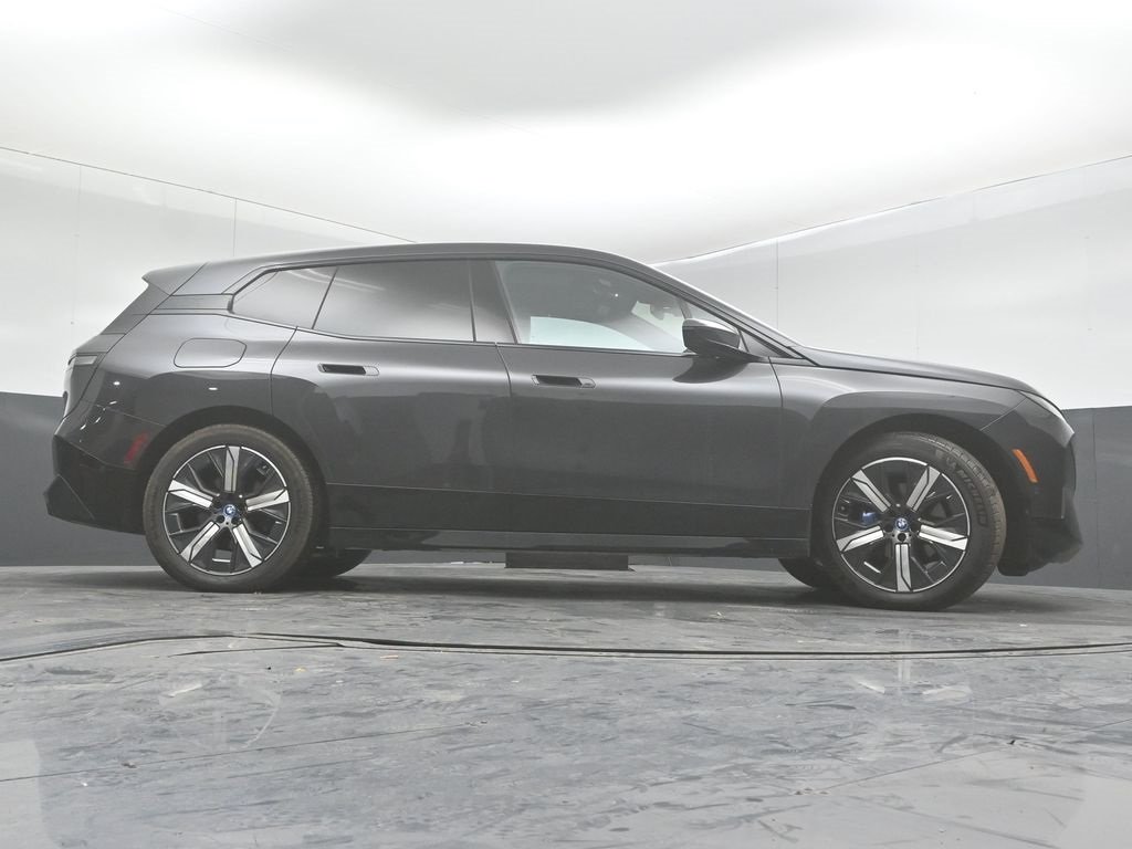 2023 BMW IX - Image 45