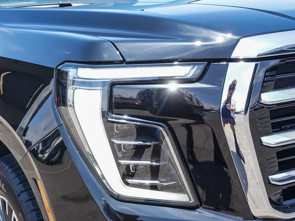 Used 2025 Black GMC Elevation image 10